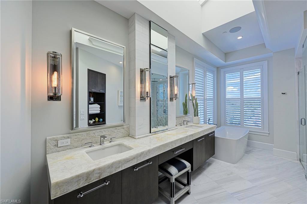 BAYFRONT GARDENS - Residential