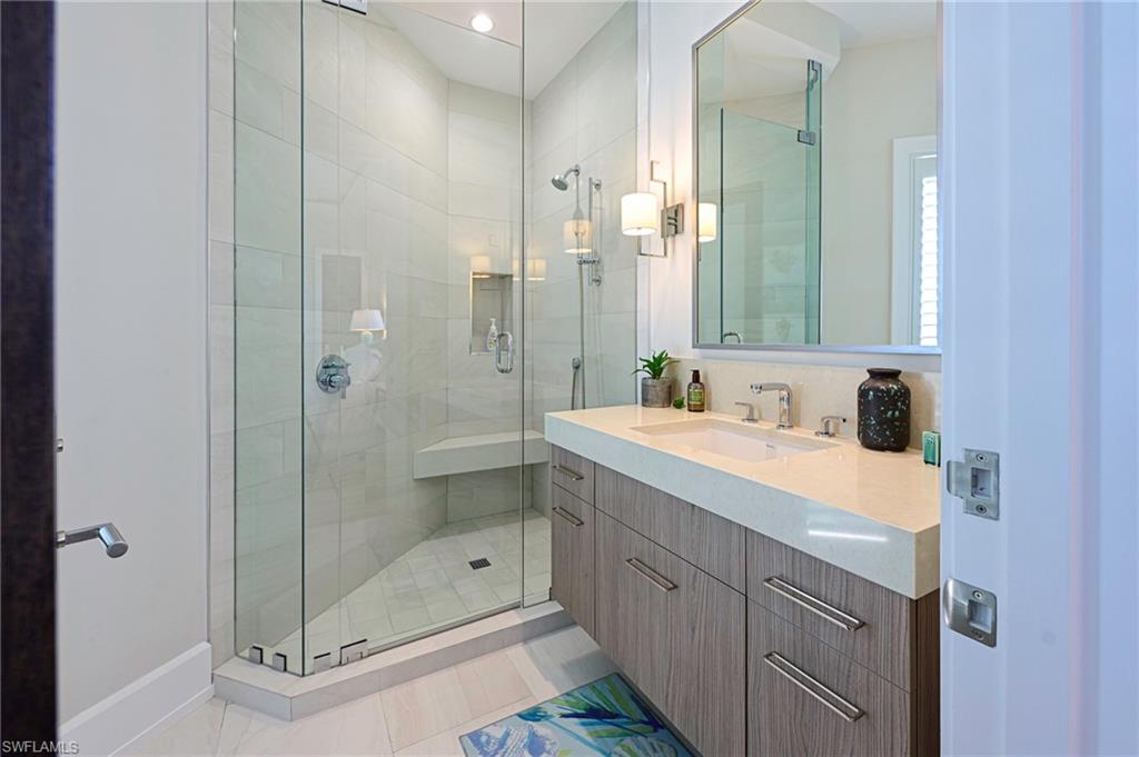 BAYFRONT GARDENS - Residential