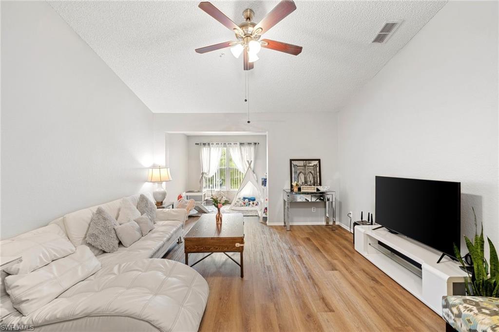 IBIS CLUB INTERNATIONAL - Residential