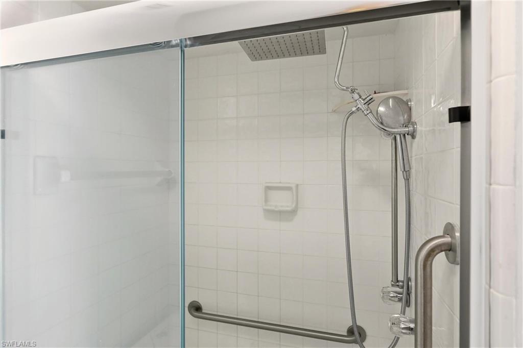 OVERIVER SHORES - Residential