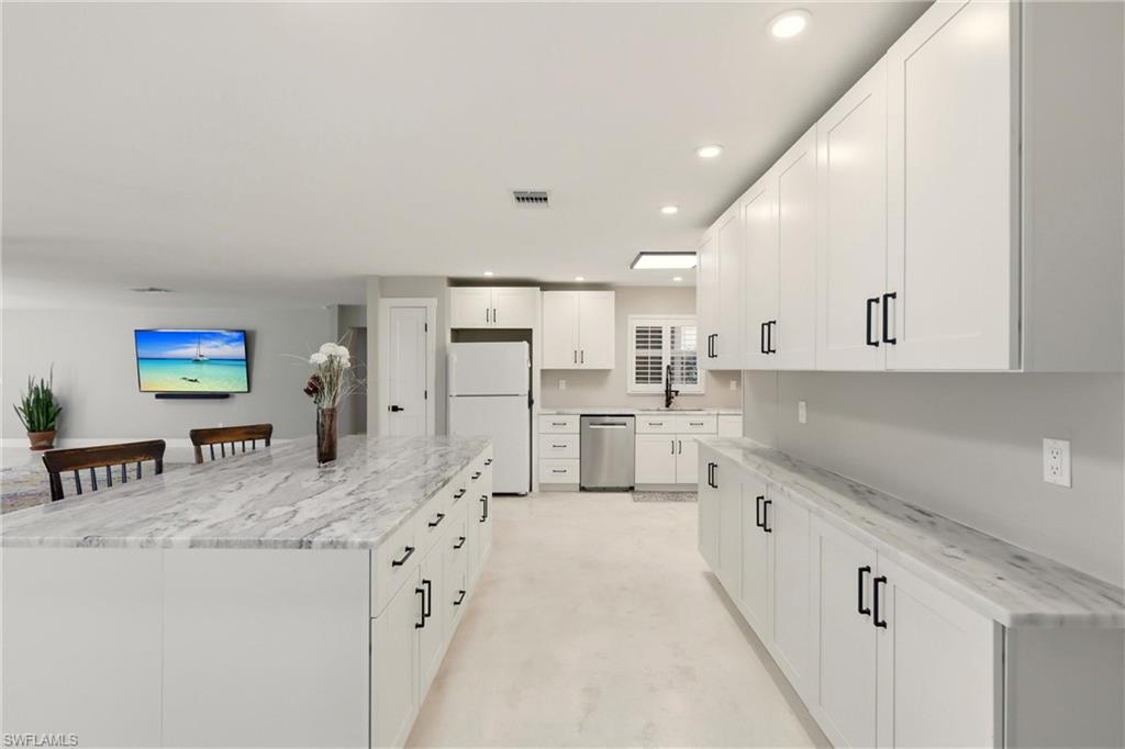 OVERIVER SHORES - Residential