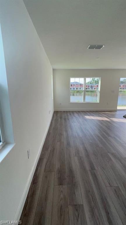 BAYSHORE COMMONS - Residential Lease