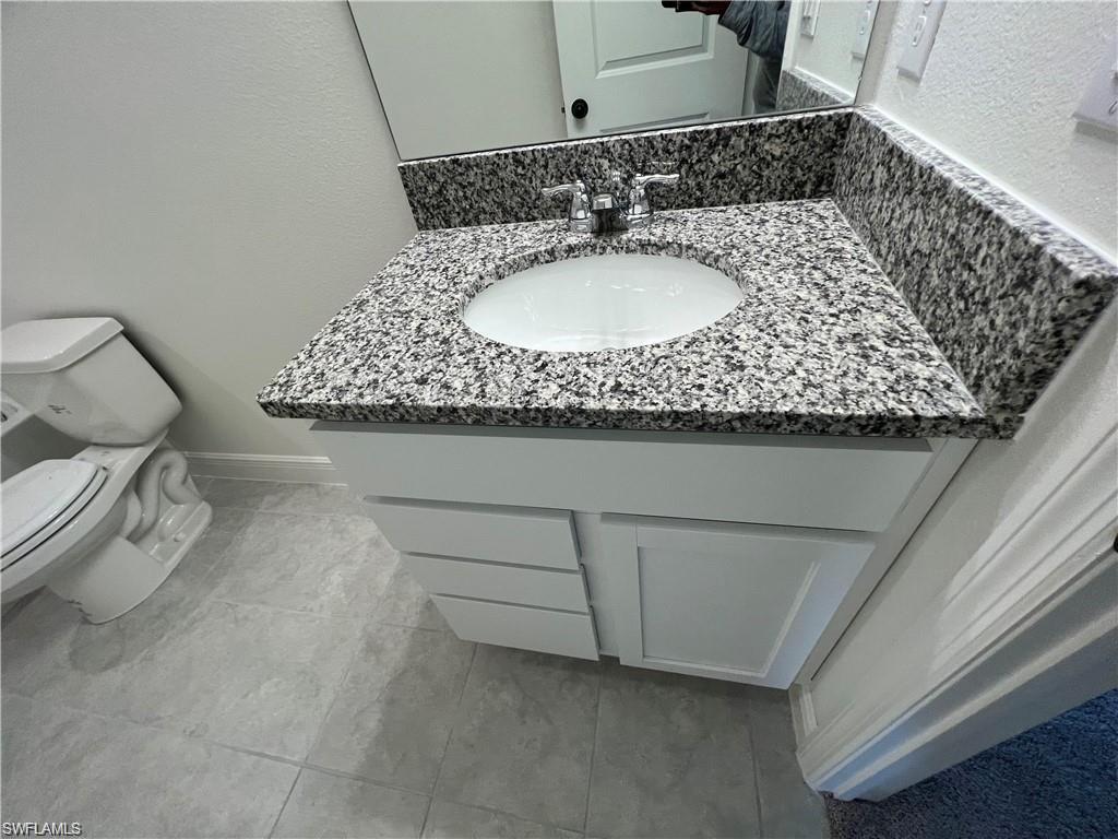 BAYSHORE COMMONS - Residential Lease