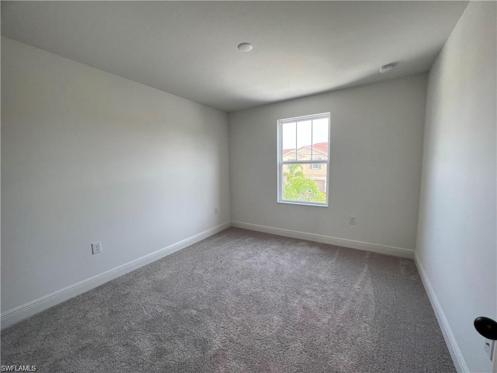 BAYSHORE COMMONS - Residential Lease