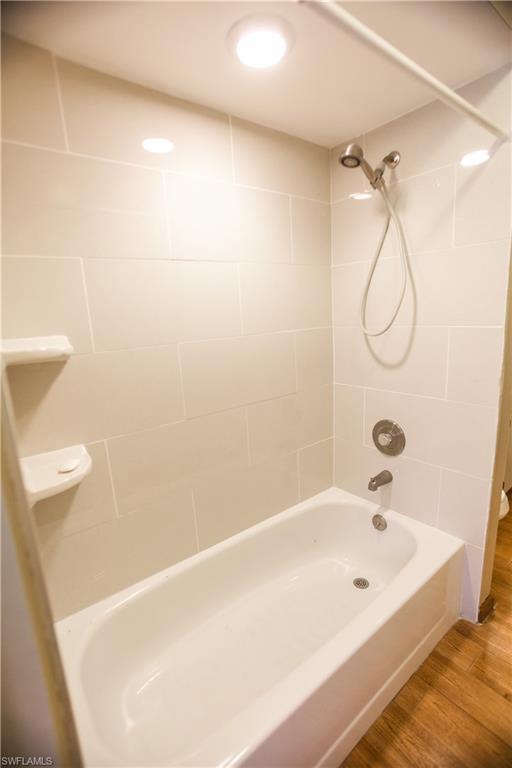 SAN CARLOS PARK - Residential