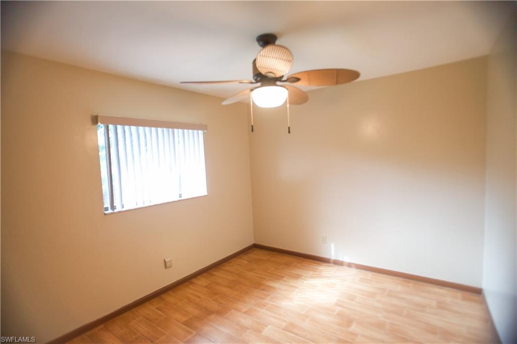 SAN CARLOS PARK - Residential