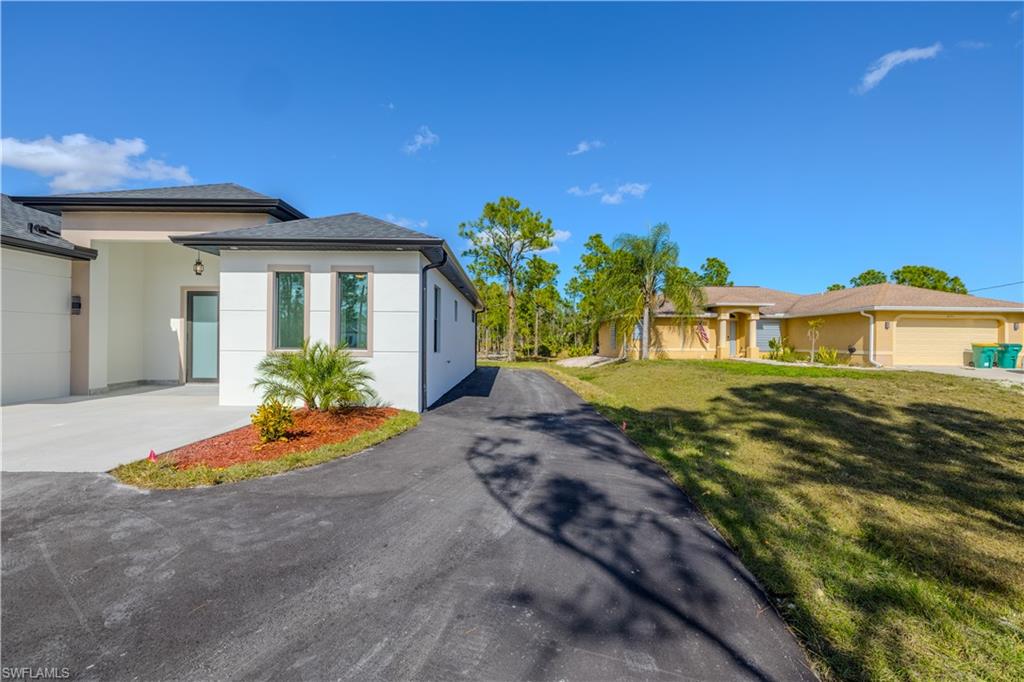 GOLDEN GATE ESTATES - Residential