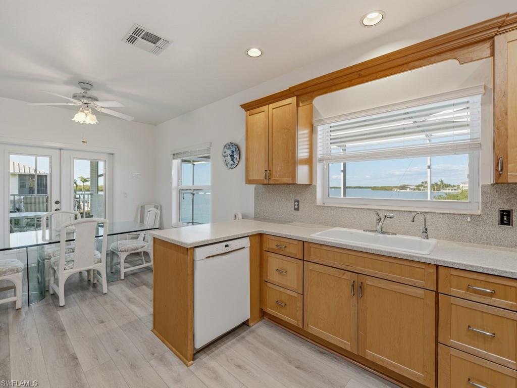 ISLES OF CAPRI - Residential