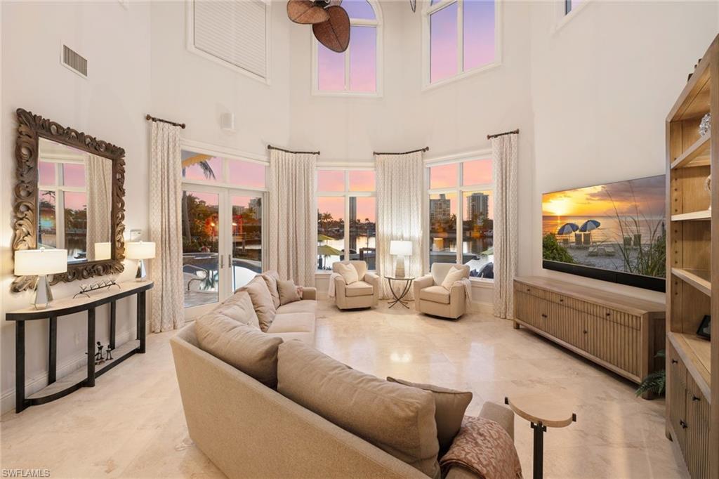 PARK SHORE - Residential