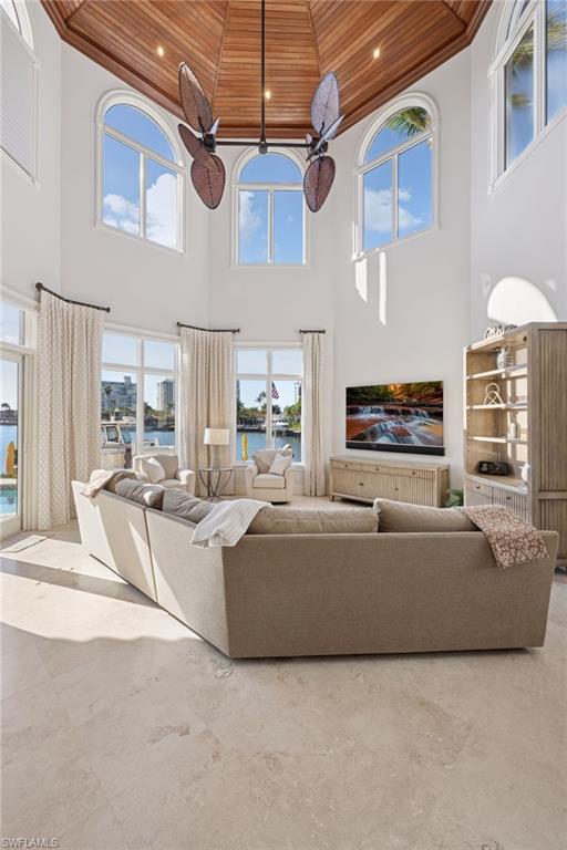 PARK SHORE - Residential