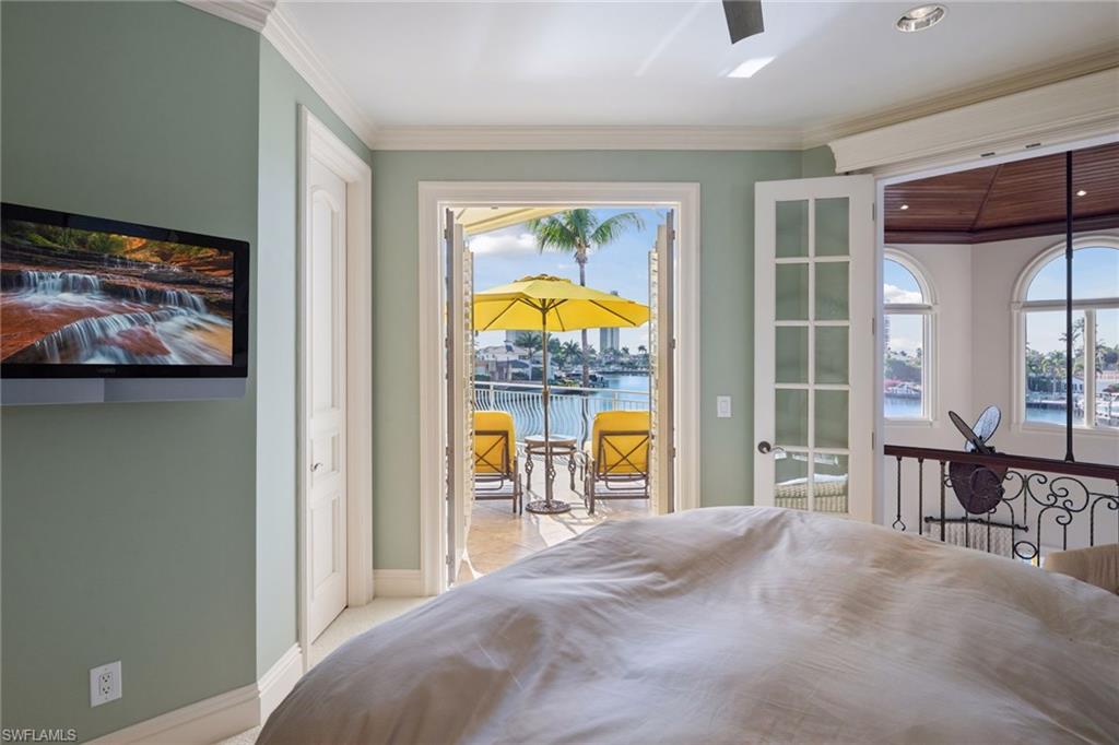 PARK SHORE - Residential