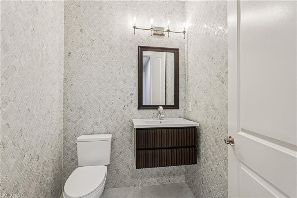 CORDOVA AT SPANISH WELLS - Residential