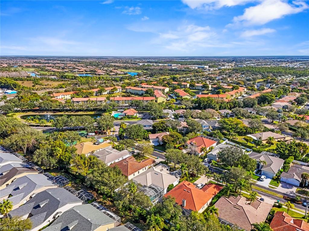 LAUREL LAKES - Residential