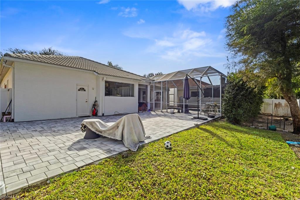 LAUREL LAKES - Residential