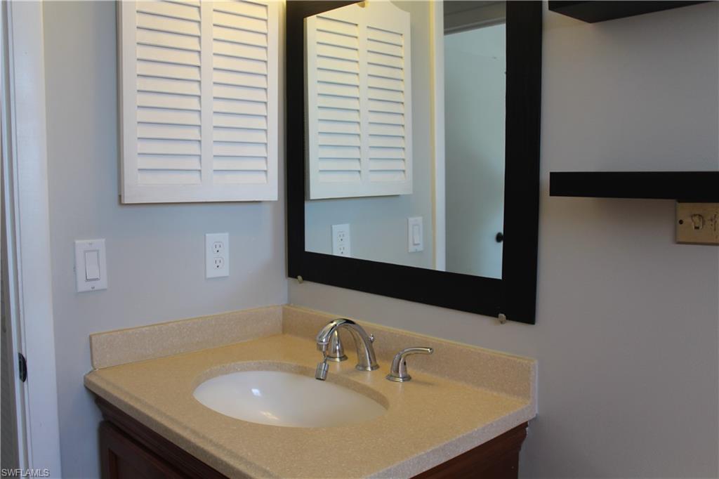 COCOHATCHEE MANOR - Residential