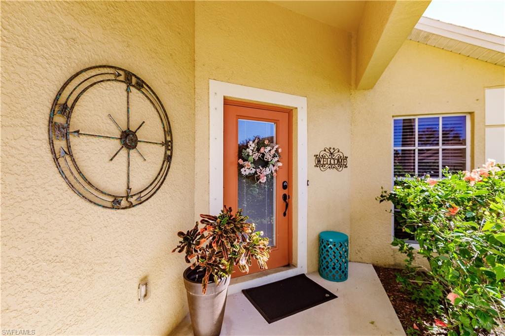 CALUSA PALMS - Residential