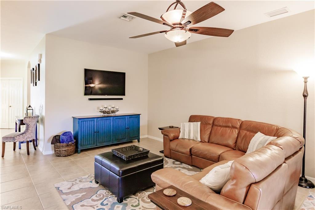 CALUSA PALMS - Residential