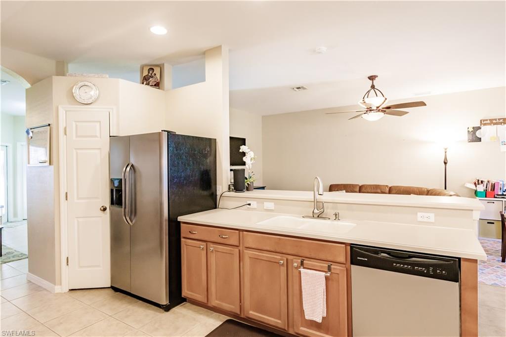 CALUSA PALMS - Residential