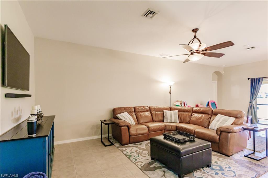 CALUSA PALMS - Residential