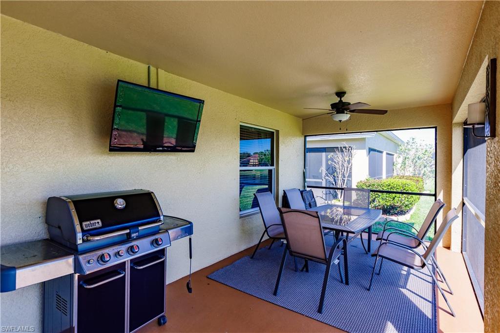 CALUSA PALMS - Residential