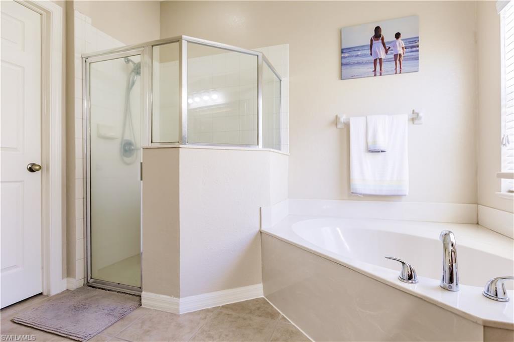 CALUSA PALMS - Residential