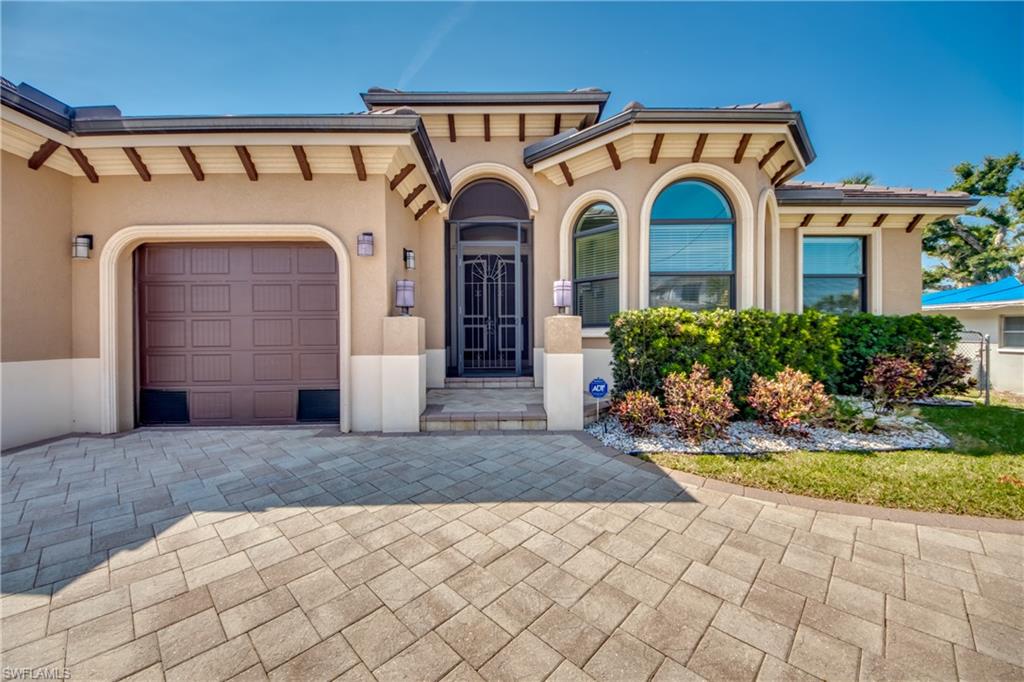 YACHT CLUB - Residential