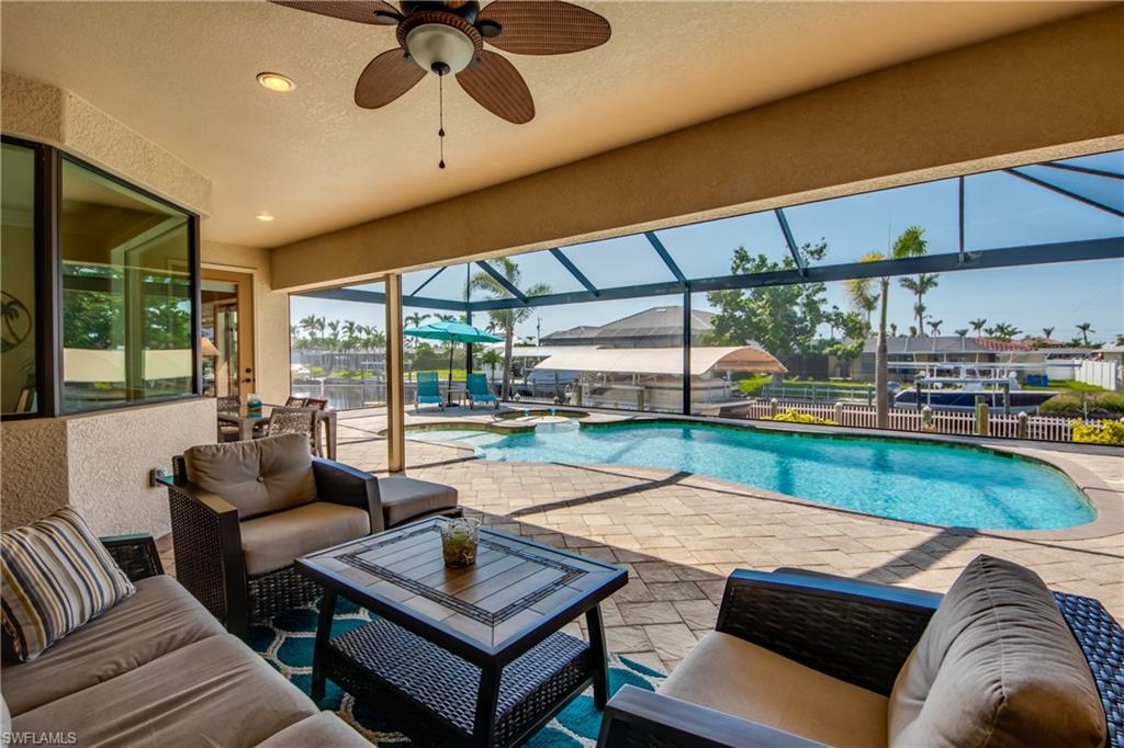 YACHT CLUB - Residential