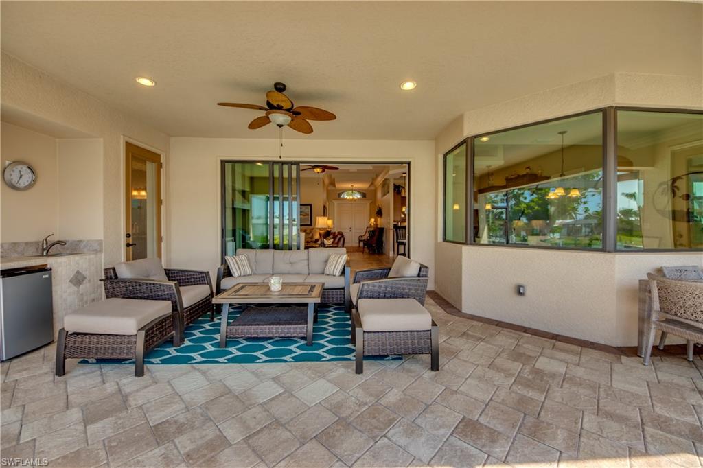 YACHT CLUB - Residential