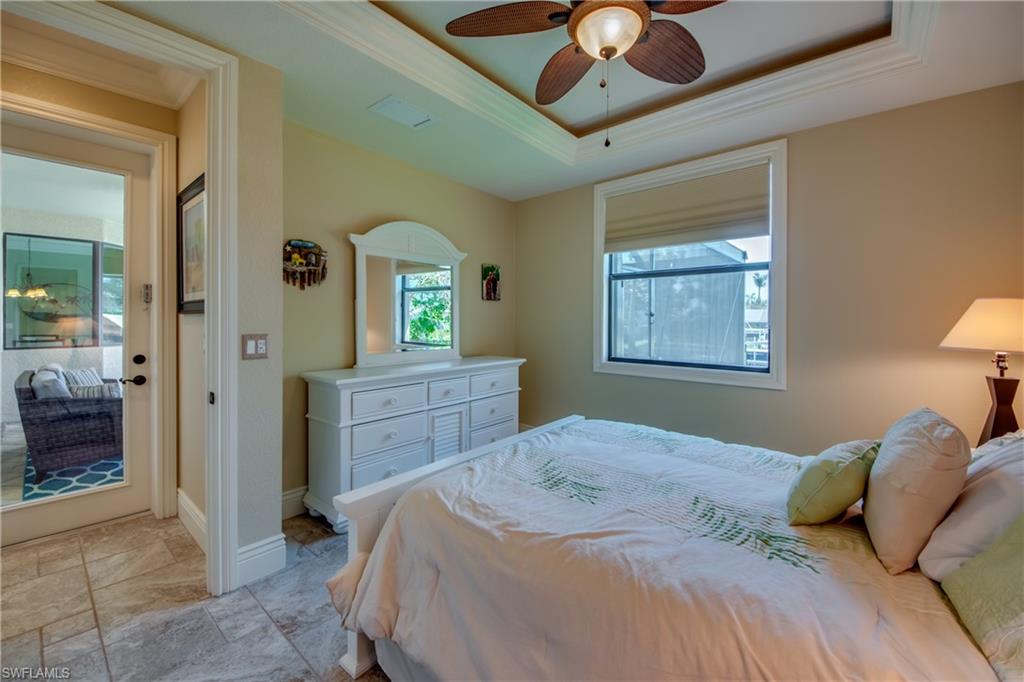 YACHT CLUB - Residential