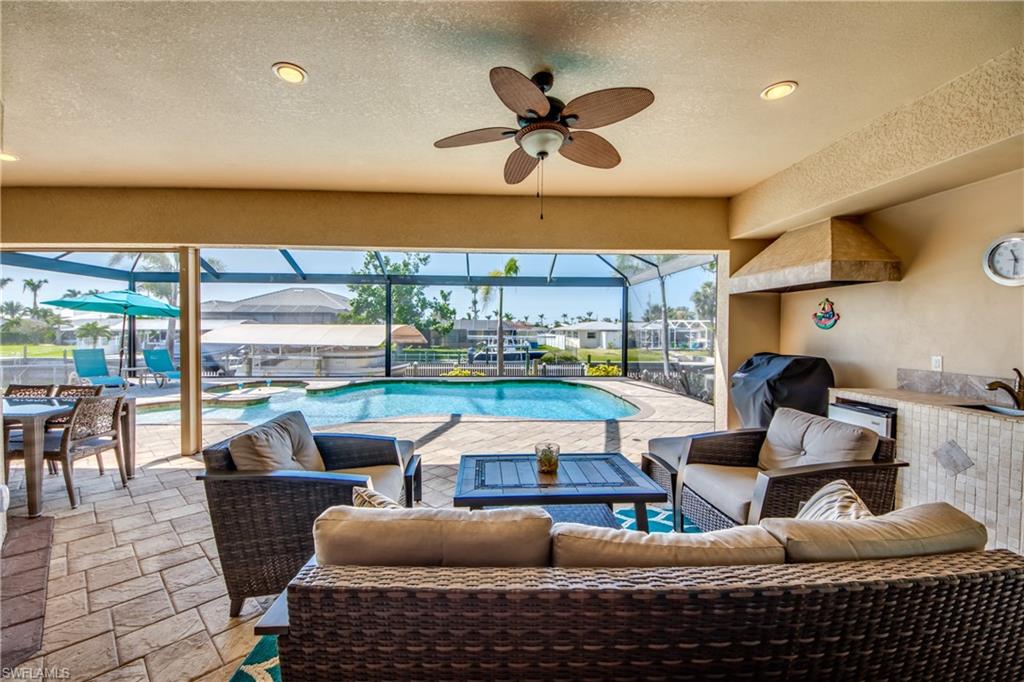 YACHT CLUB - Residential