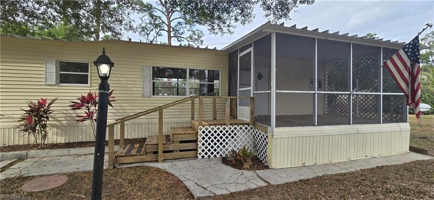Check out this cozy country home tucked away in North Fort Myers! This home includes 3 bedrooms and 1 bath with an additional half bath in the detached garage so you don't have to run inside when doing your yard work! Enjoy your large front yard with plenty of room for parking and even a 30 amp RV hookup! This house is perfect for retirees, first time home buyers, small families, or investors looking for a great rental property to add to their portfolio! Schedule your showing today!