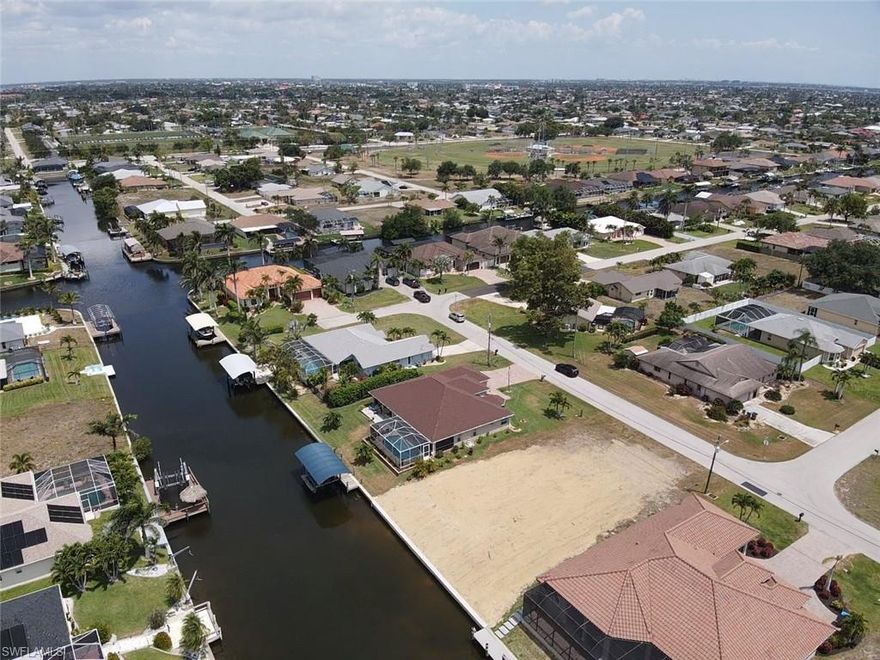 GULF ACCESS. BRAND NEW SEAWALL JUST INSTALLED BY WILLIAMSON BROS. 30 MINUTES TO OPEN WATER. QUIET, UPSCALE NEIGHBORHOOD WITH BEAUTIFUL HOUSES ON BOTH SIDES. ASSESSMENTS PAID. SELLER IS ALSO A BUILDER AND HAS A FEW DIFFERENT FLOORPLANS TO CHOOSE FROM.