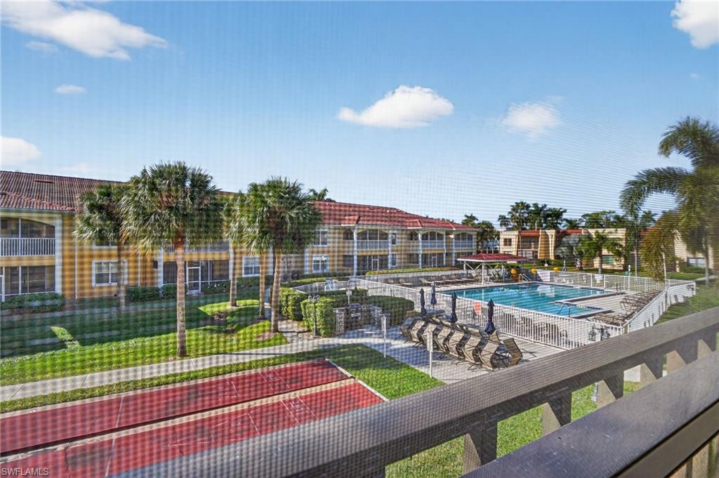 MAPLE GARDENS - Residential