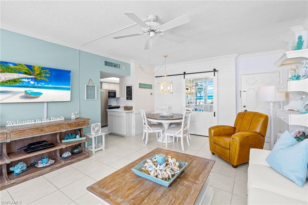 SUNSET HOUSE - Residential