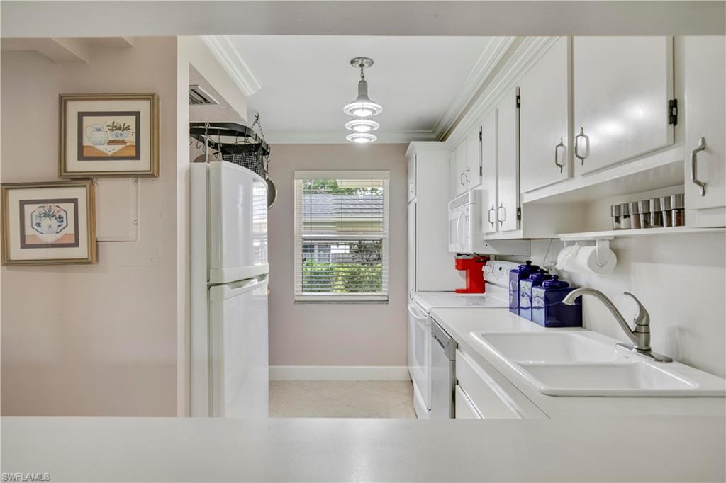 FRENCH VILLAGE OF MARCO - Residential