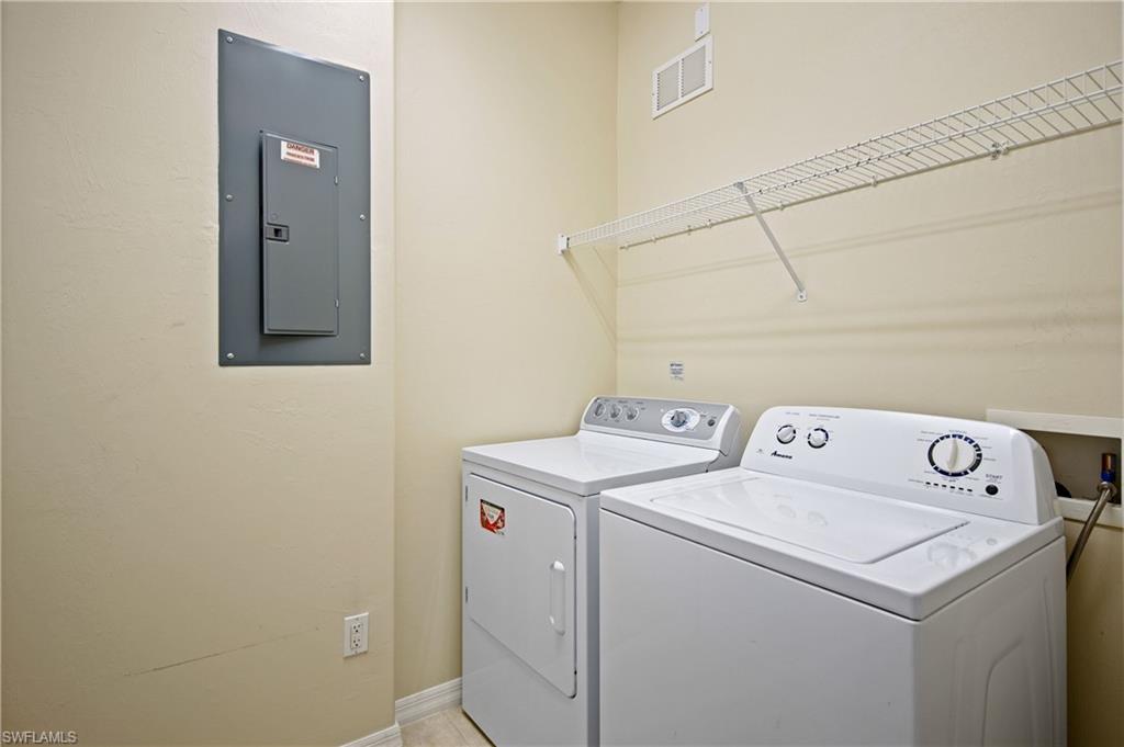 Royal Pointe - Residential