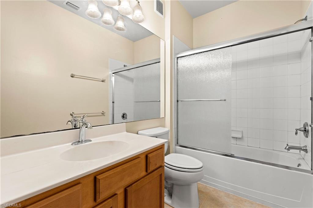 Royal Pointe - Residential