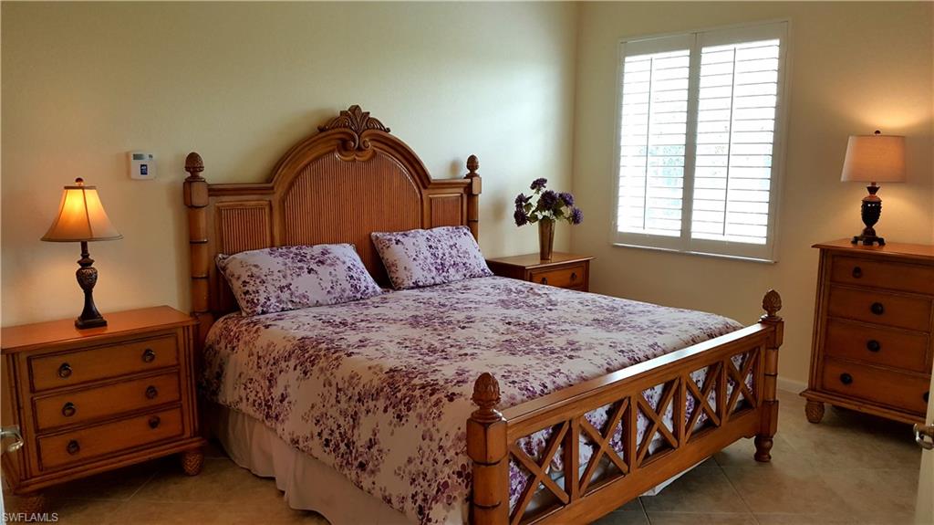 OXFORD POINTE - Residential