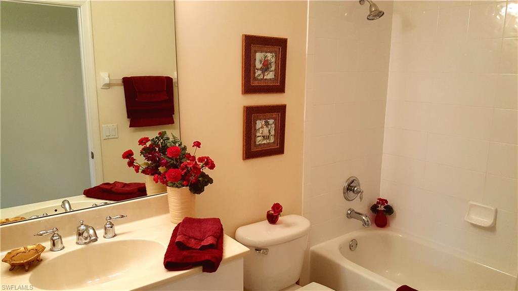 OXFORD POINTE - Residential