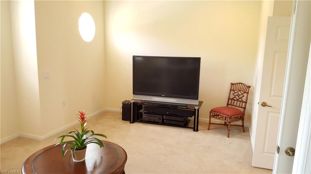 OXFORD POINTE - Residential