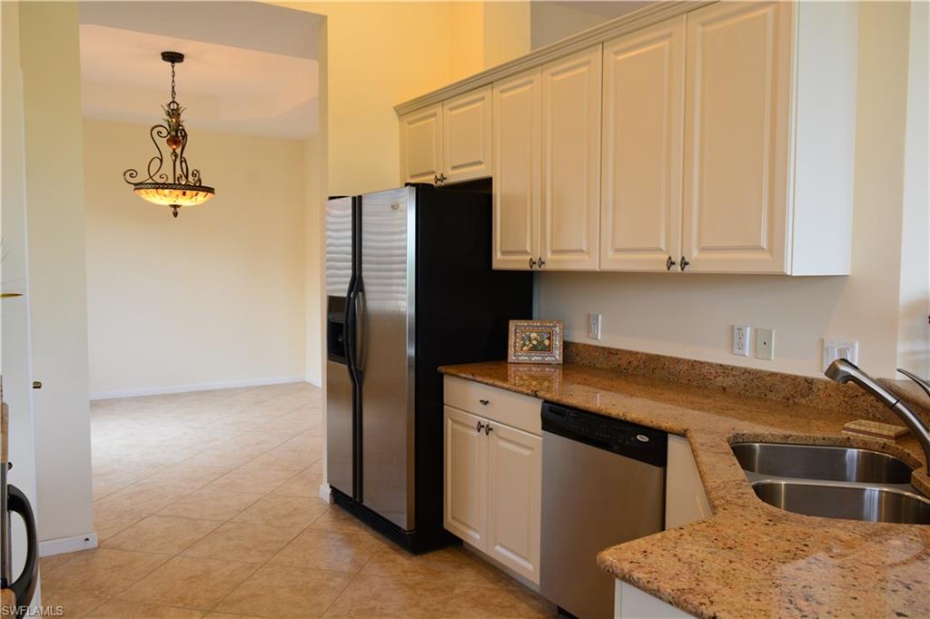 OXFORD POINTE - Residential