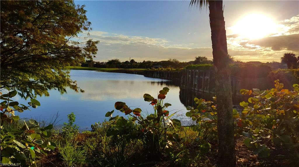 OXFORD POINTE - Residential