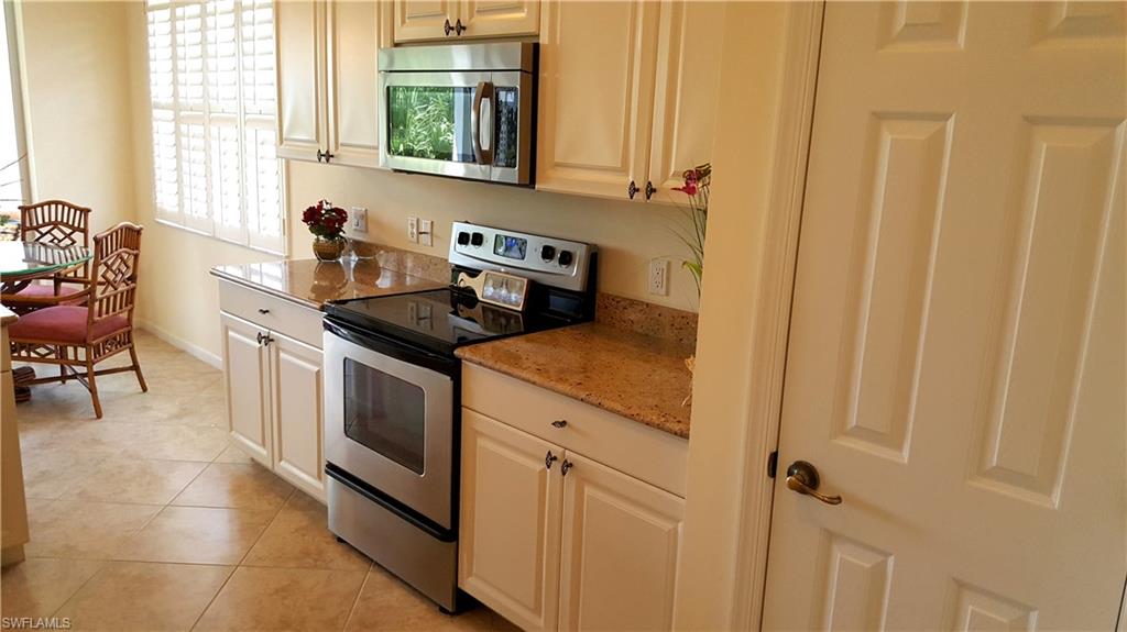 OXFORD POINTE - Residential