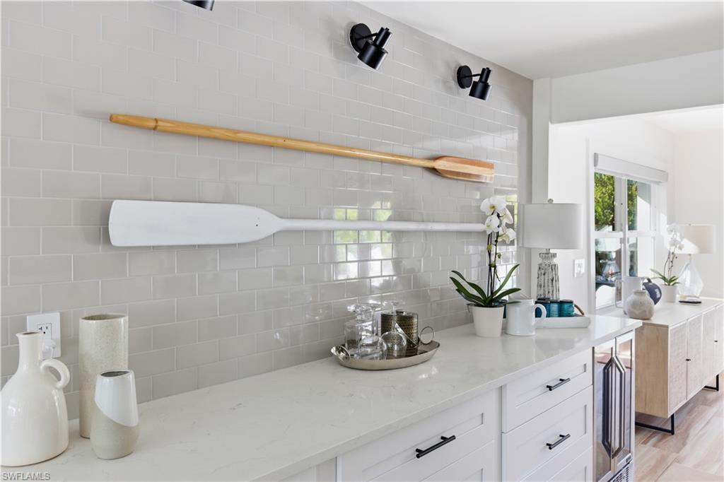 NAPLES PARK - Residential