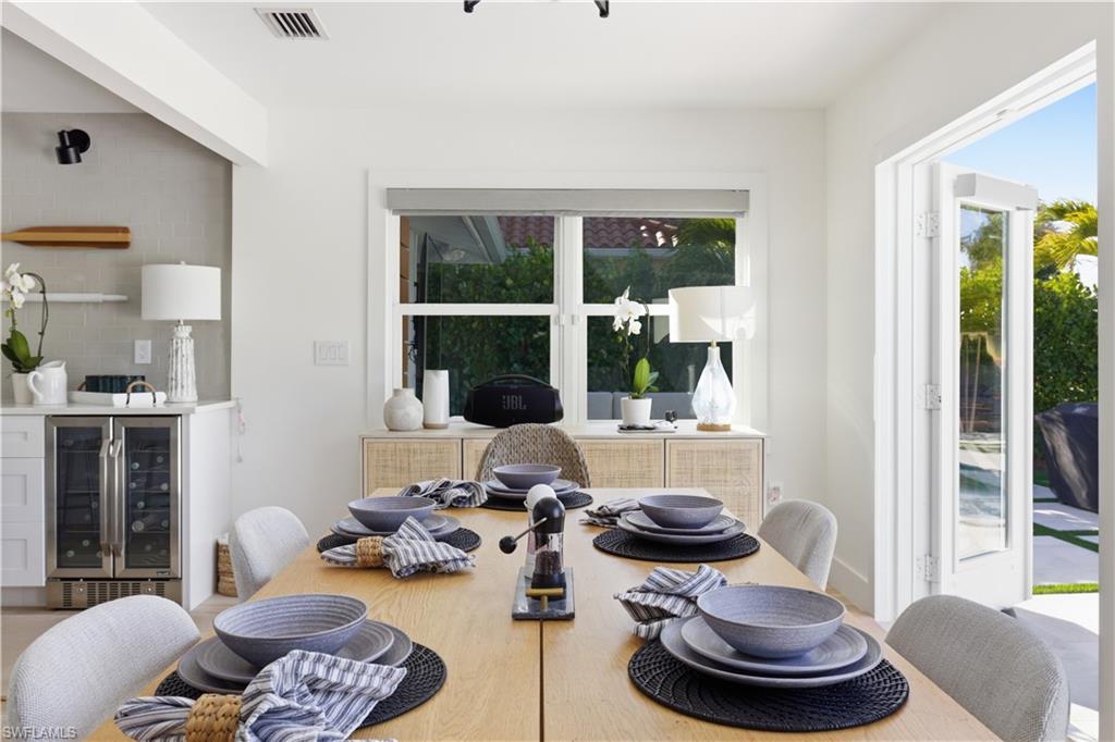 NAPLES PARK - Residential