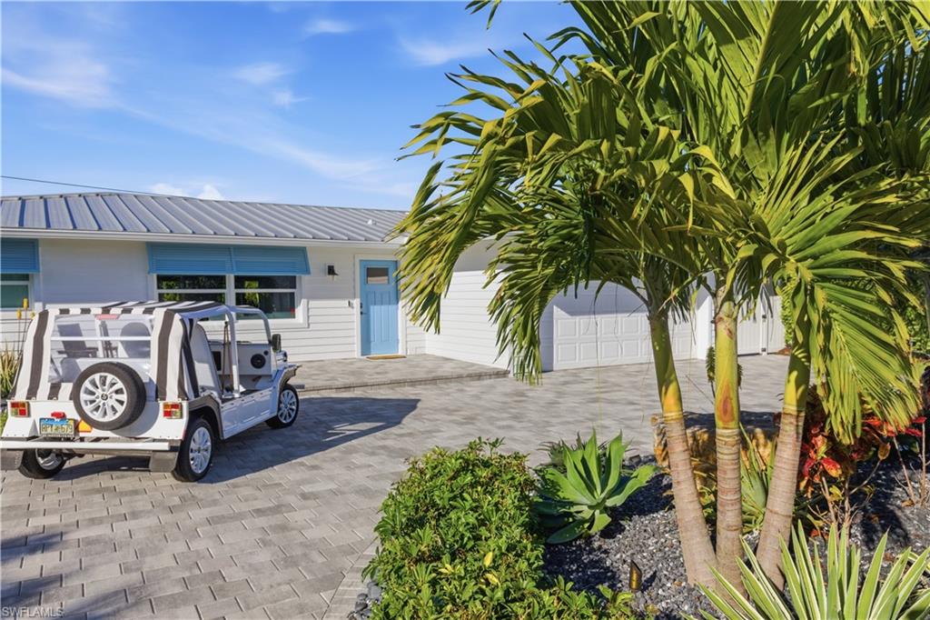 NAPLES PARK - Residential