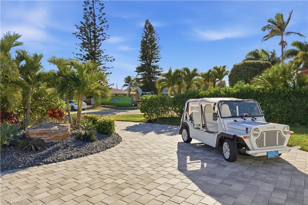 NAPLES PARK - Residential