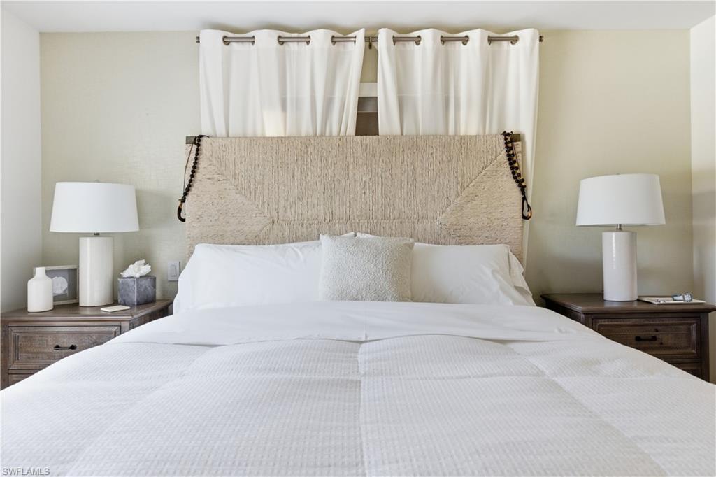 NAPLES PARK - Residential