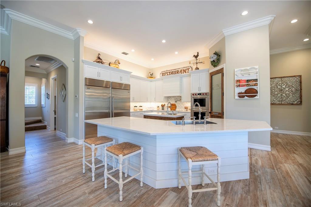 LIVINGSTON WOODS - Residential