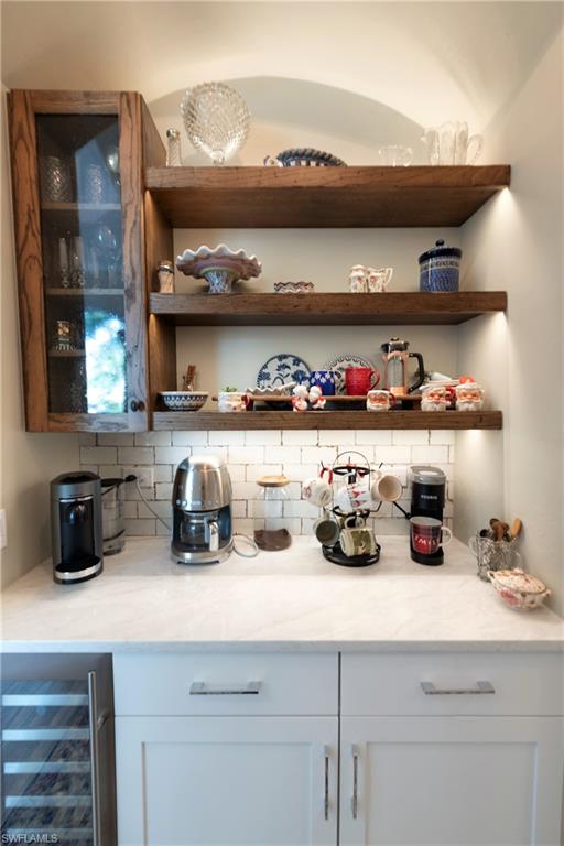 LIVINGSTON WOODS - Residential